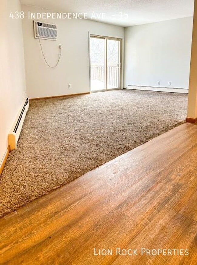 Building Photo - Charming Two Bedroom with Balcony in Quiet...