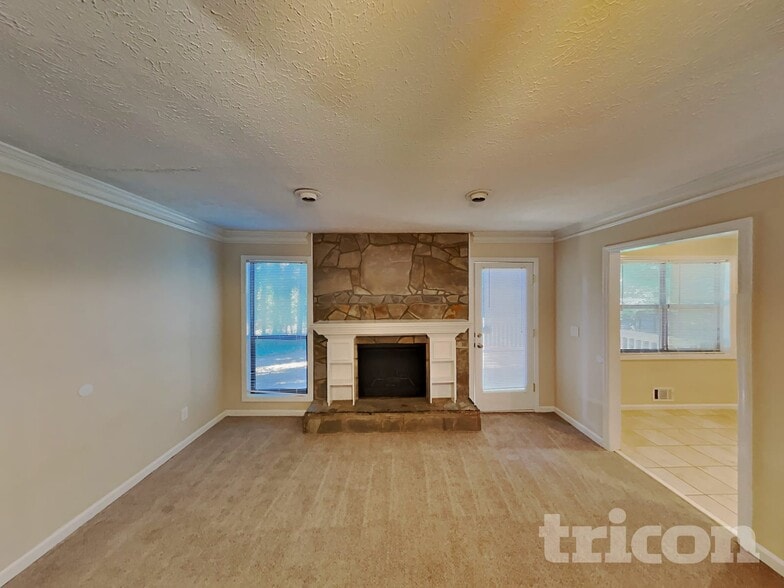 Building Photo - 5040 Sumit Wood Dr NW