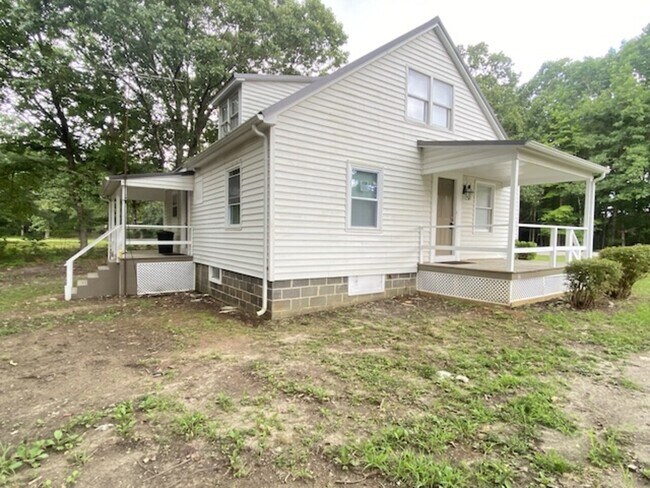 Building Photo - 3382 Palmer Springs Road