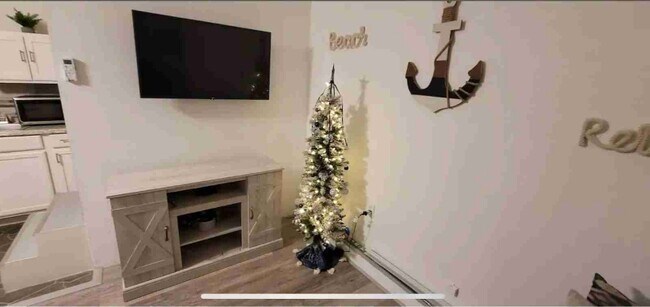 Building Photo - 30670 Iron Branch Rd