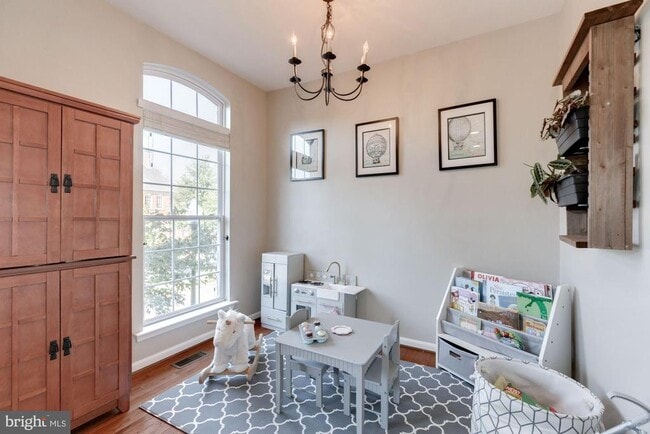 Building Photo - 324 Cameron Station Blvd