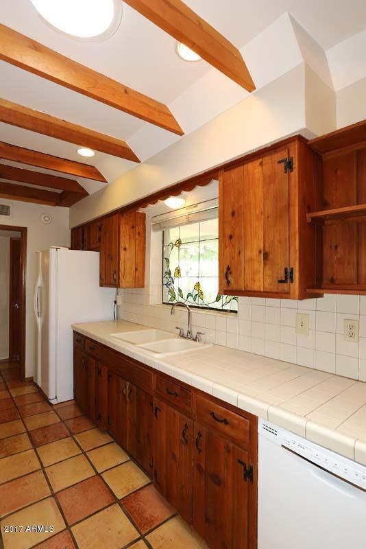 Building Photo - 5214 N 33rd St