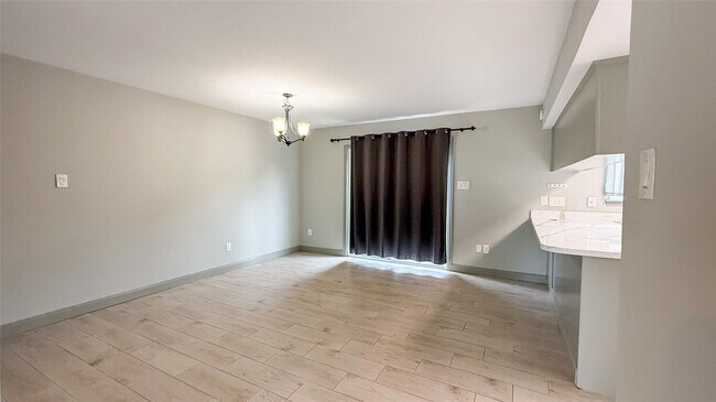 Building Photo - 2226 Triway Ln