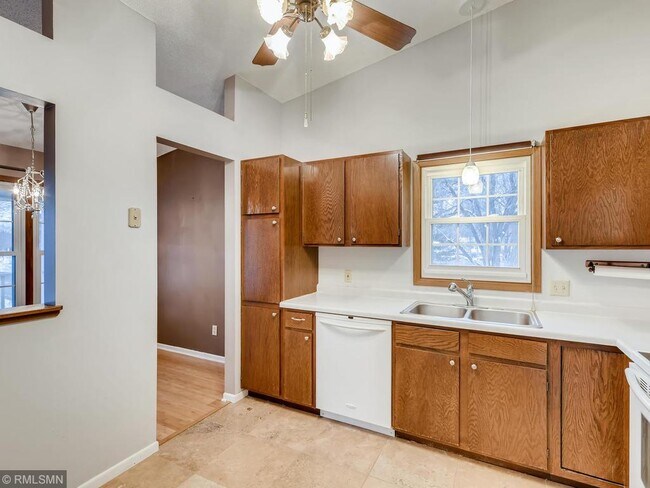 Kitchen - 7301 W 109th St