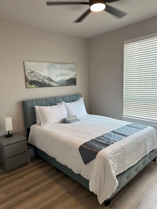 Building Photo - 12208 Tech Ridge Blvd