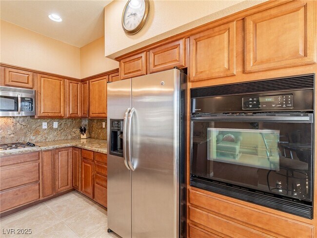 Building Photo - 2521 Seascape Dr