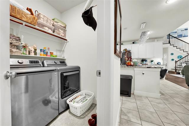 Building Photo - 345 Twin Creeks Dr