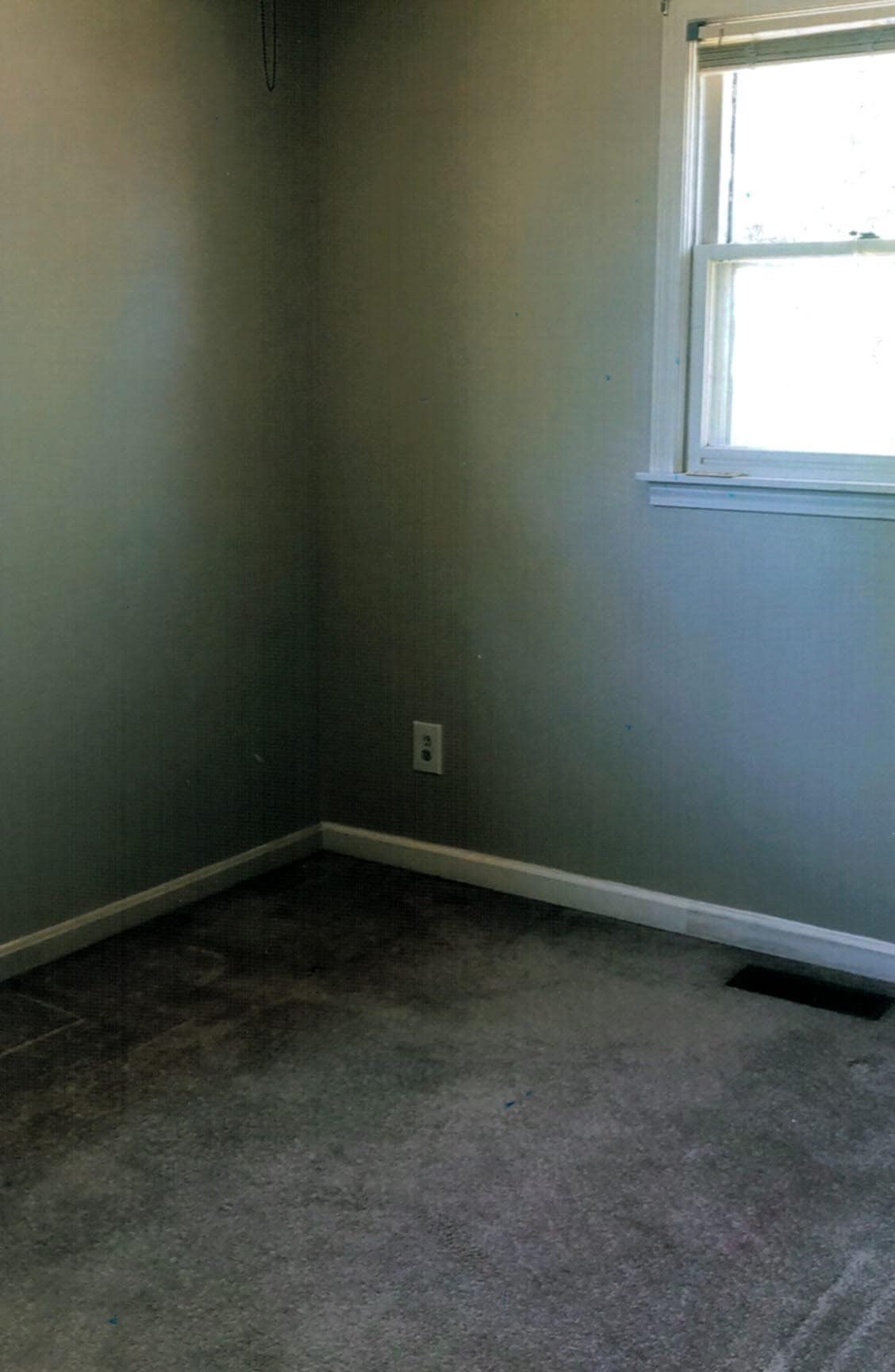 Building Photo - 213 Hillside Ter