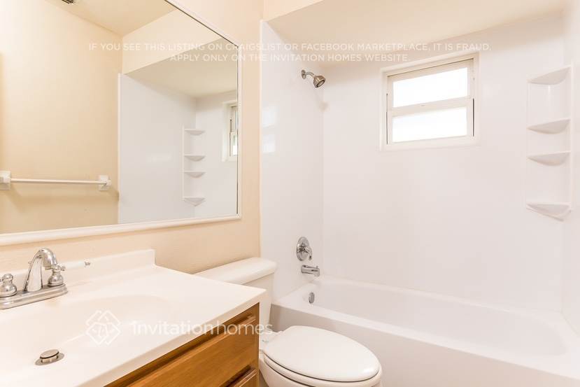 Building Photo - 5843 60th St N