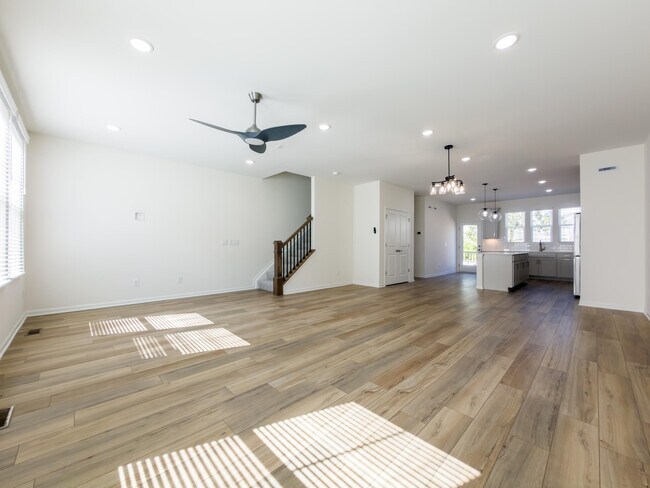Building Photo - 25552 Tolstoy Trl