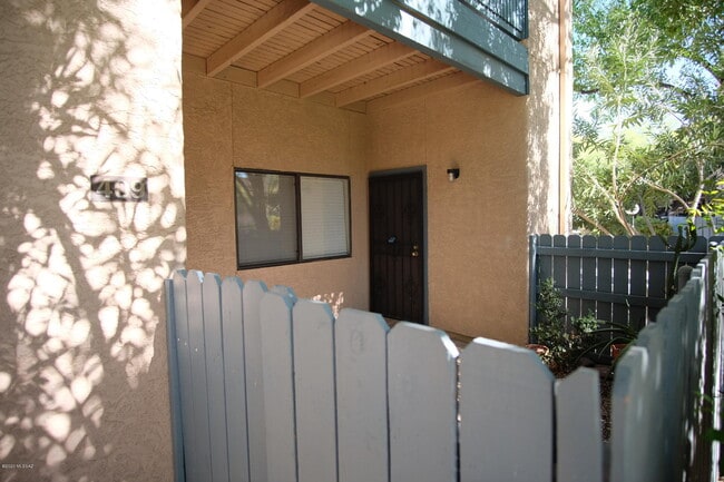 Building Photo - 8080 E Speedway Blvd