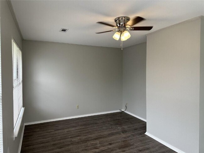 Building Photo - 2485 W Jane Cir Dr