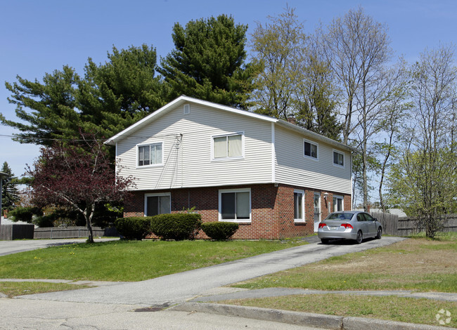 Primary Photo - Berry Park Apartments