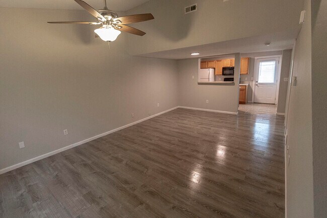 Building Photo - 5301 Currituck Ln