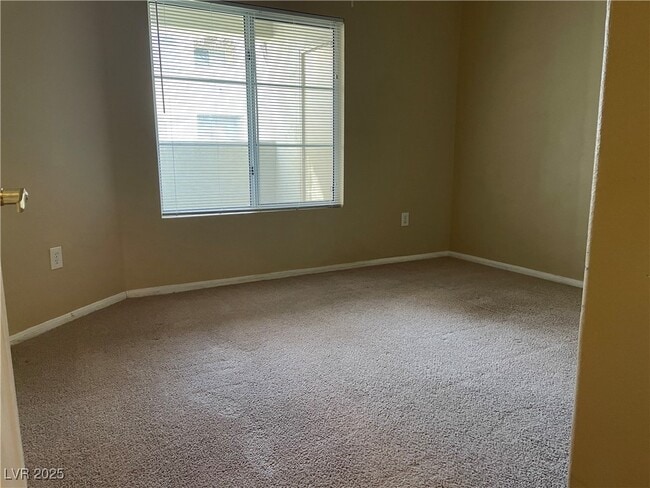 Building Photo - 1420 Red Crest Ln