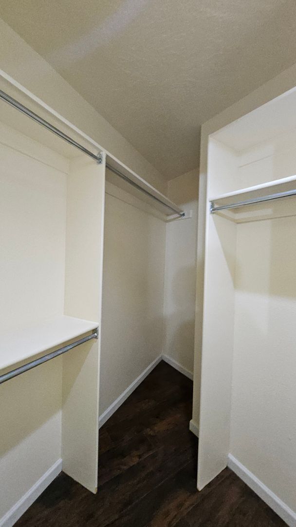 Building Photo - Martha Street NE-2208