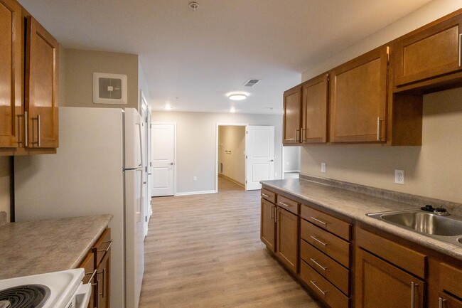 Building Photo - Columbus Renaissance Housing I