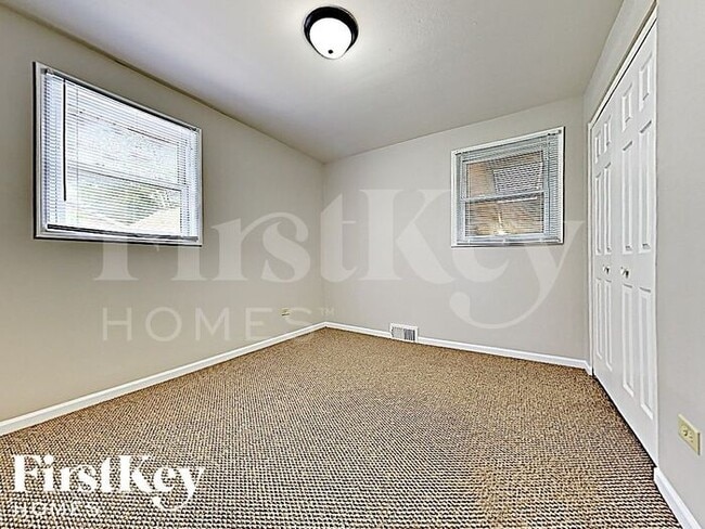 Building Photo - 21320 Butterfield Pkwy