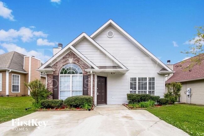Building Photo - 104 Mayfair Ln