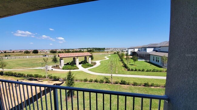 Building Photo - 9918 Summerlake Groves St