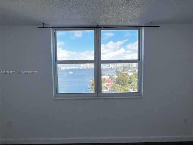 Building Photo - 2841 NE 163rd St