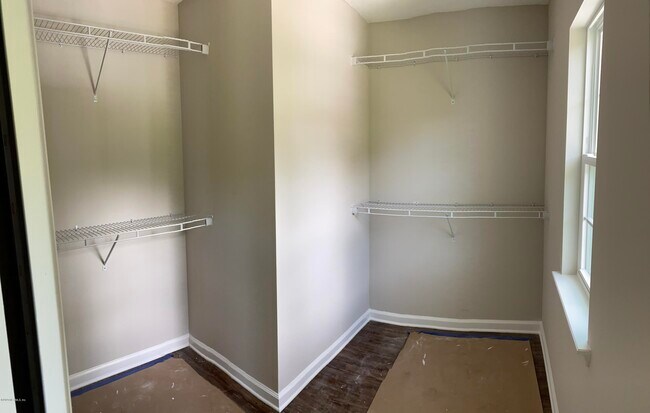 Building Photo - 2312 Wooddale St