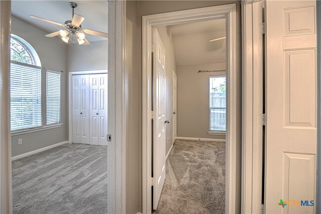 Building Photo - 2603 Blue Meadow Dr