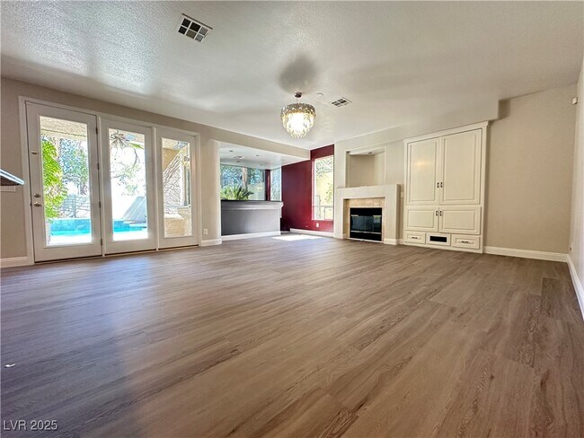 Building Photo - 1828 Dolce Dr