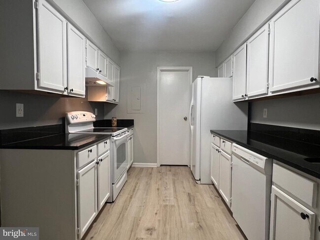 Building Photo - 10448 Rapidan Ln