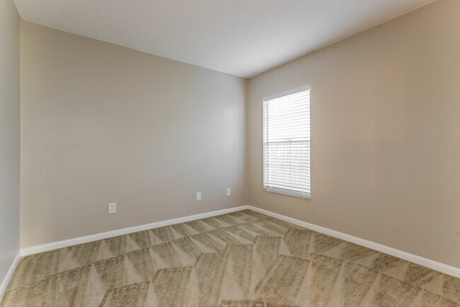 Building Photo - 1621 Coppersmith Ct