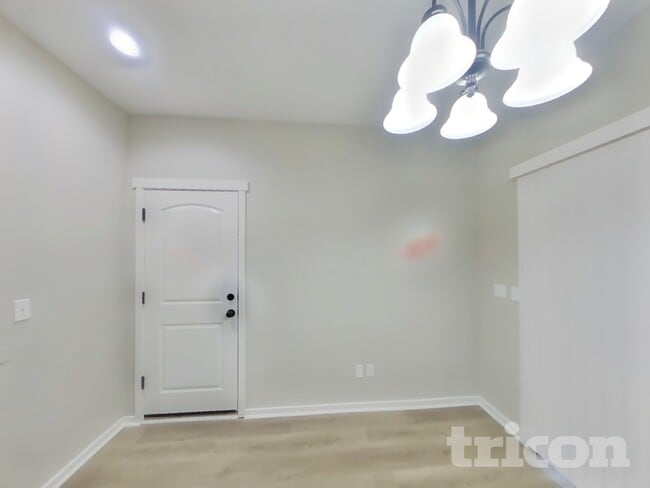 Building Photo - 13305 96th Ave Ct E