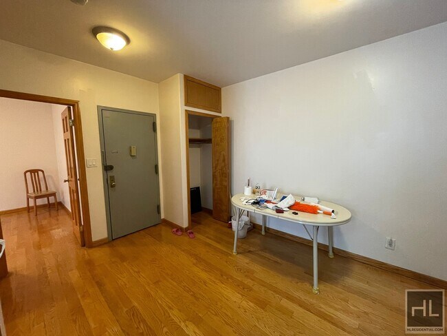 Building Photo - CLARA STREET