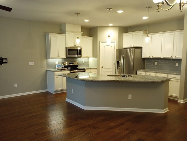 Building Photo - 8324 Tassel Ct