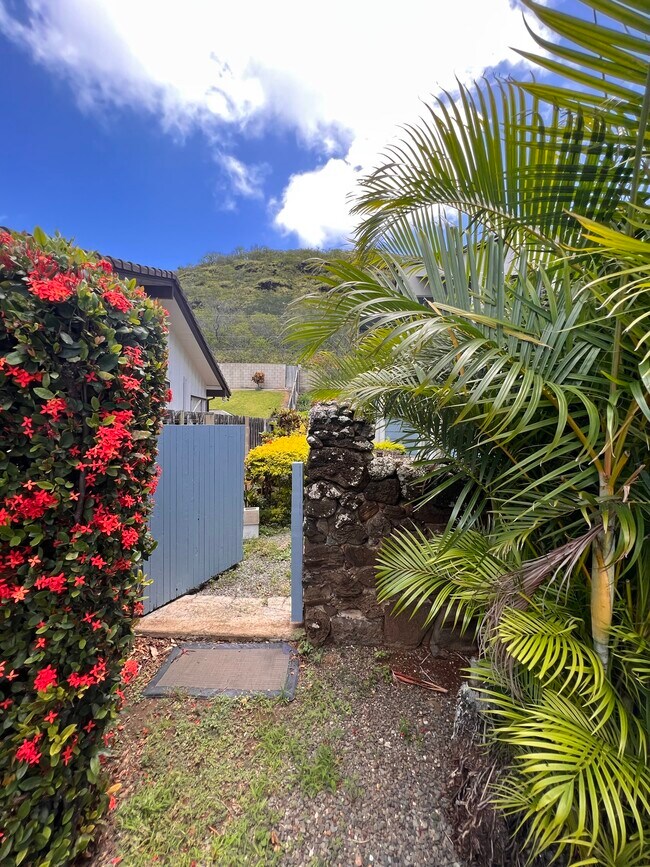 Building Photo - 7133 Niumalu Loop