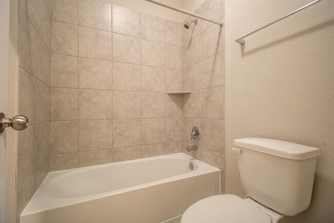 Building Photo - 21449 Kings Guild Ln