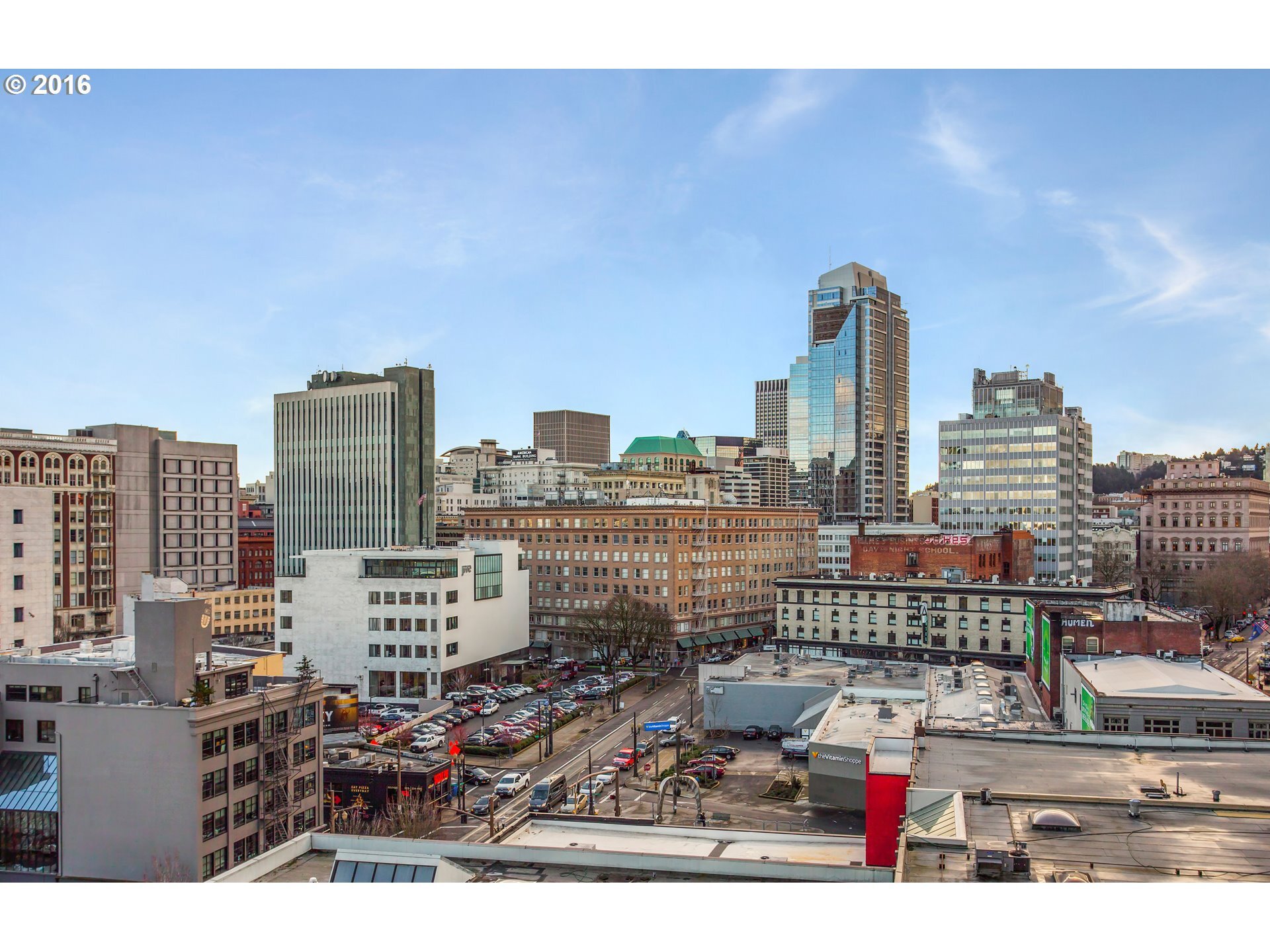 Building Photo - 1025 NW Couch St