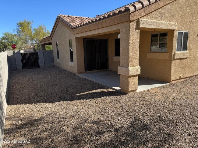 Building Photo - 6590 E Cooperstown Dr