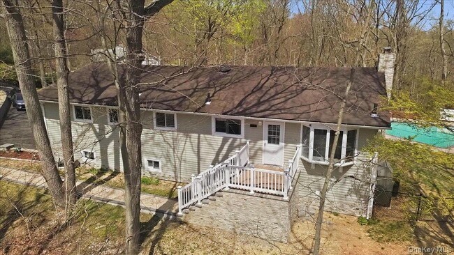 Building Photo - 263 Oyster Bay Road