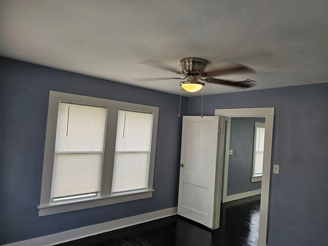 Building Photo - 2 bedroom house for rent in Downtown Killeen