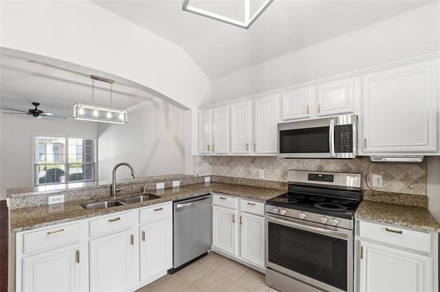 Building Photo - 575 S Virginia Hills Dr