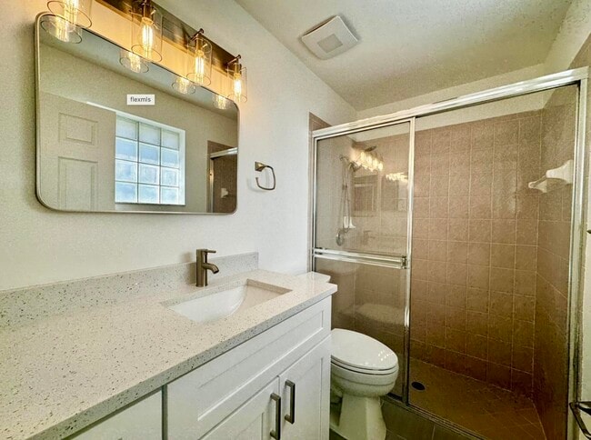 Building Photo - 2014 Normandy Cir