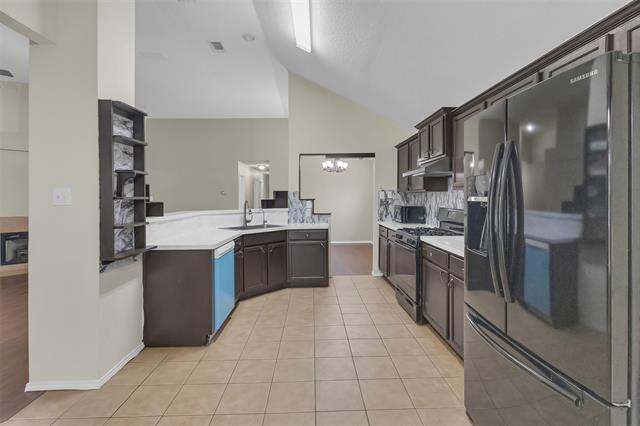 Building Photo - 202 Matlock Meadow Dr