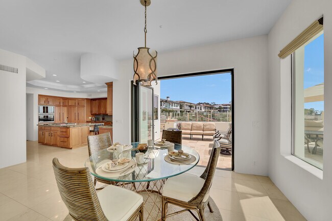 Building Photo - 30 Ritz Cove Dr