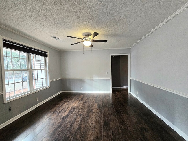 Building Photo - 160 Pinnacle Ct