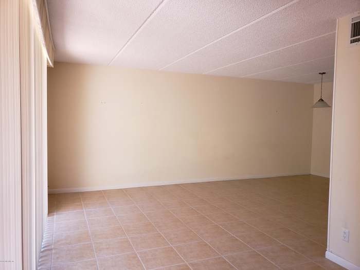 Building Photo - 3401 Townsend Blvd unit 1213