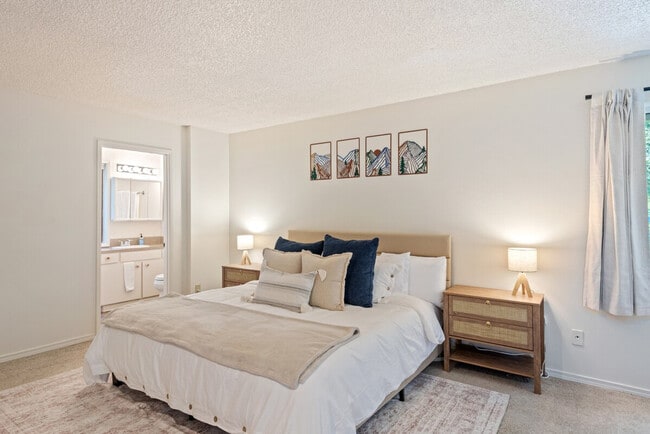 Building Photo - 6630 SW Capitol Hwy