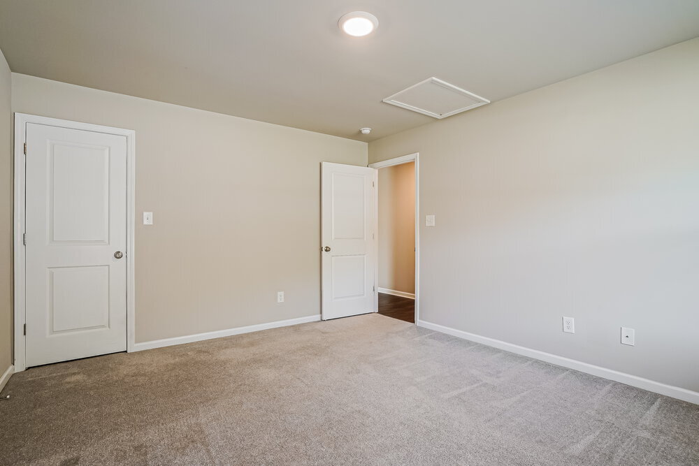 Building Photo - 114 Winter Red Wy