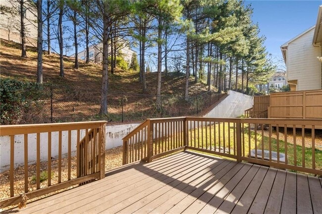 Building Photo - 1040 Liberty Pkwy NW