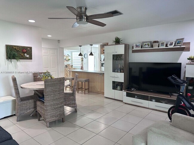 Building Photo - 6174 W 14th Ct