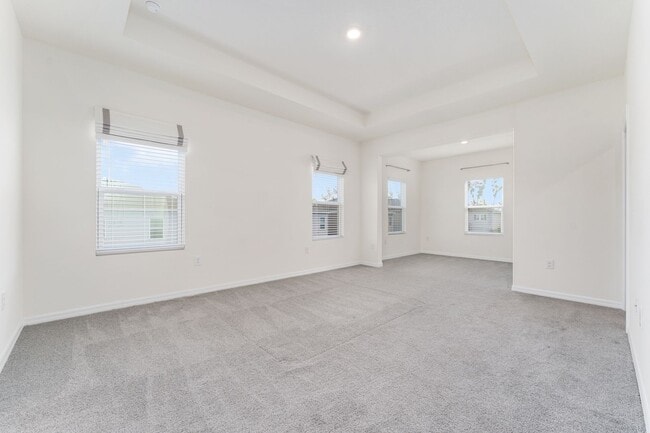 Building Photo - 1386 NW 132nd Cir